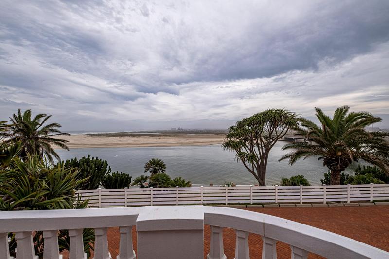 4 Bedroom Property for Sale in Bluewater Bay Eastern Cape